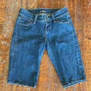 Old Navy * THE FLIRT * Longer DENIM JEANS SHORTS double button * STRETCH * sz 2